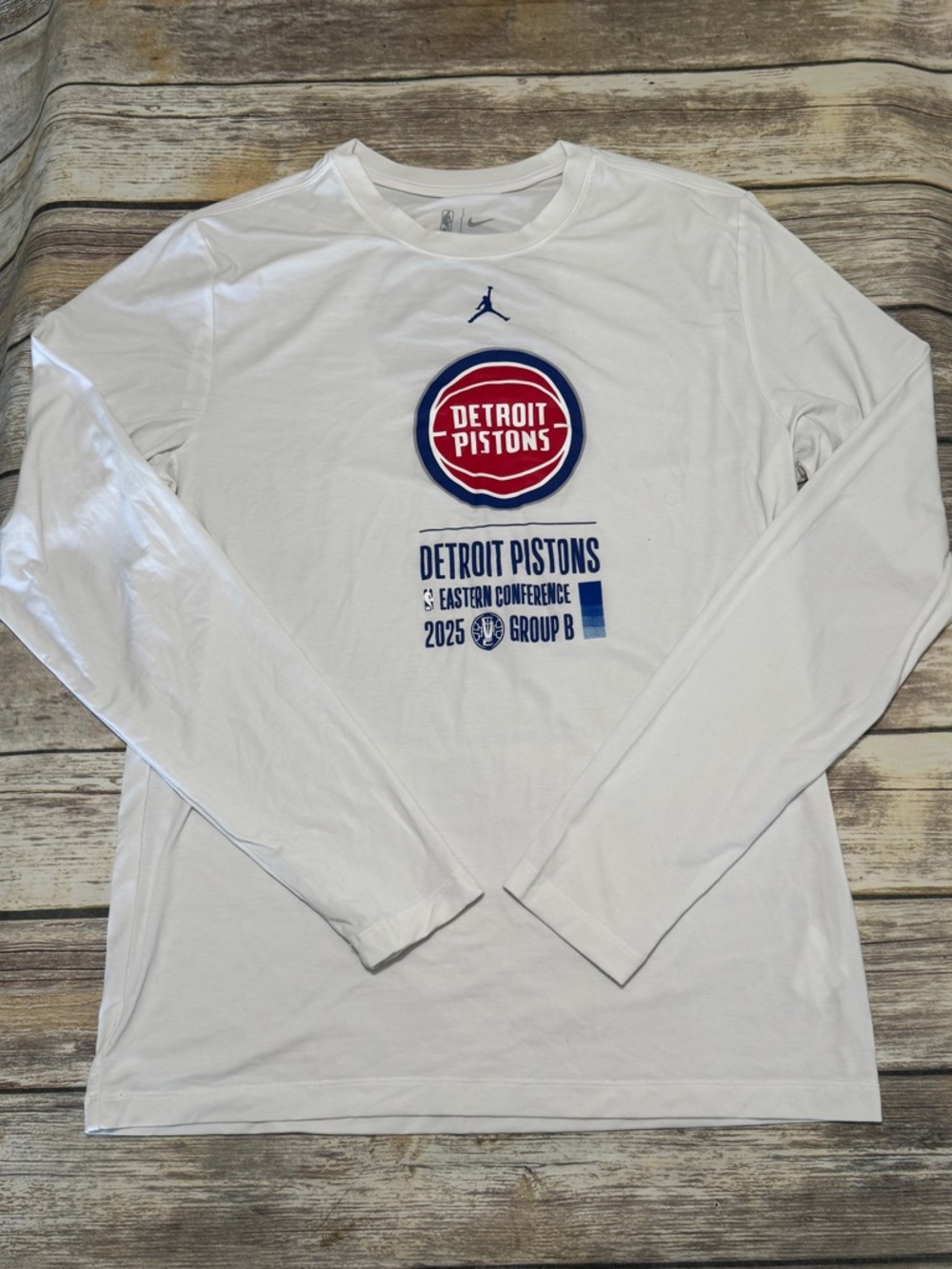 Nike Air Jordan NBA Detroit Pistons 2025 Dri Fit Long Sleeve Shirt NWOT